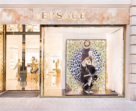 versace pick up in store|Versace shops near me.